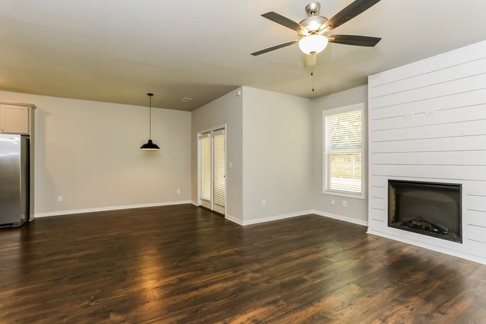 1196 Spring Marsh Ct - Photo 4 of 12