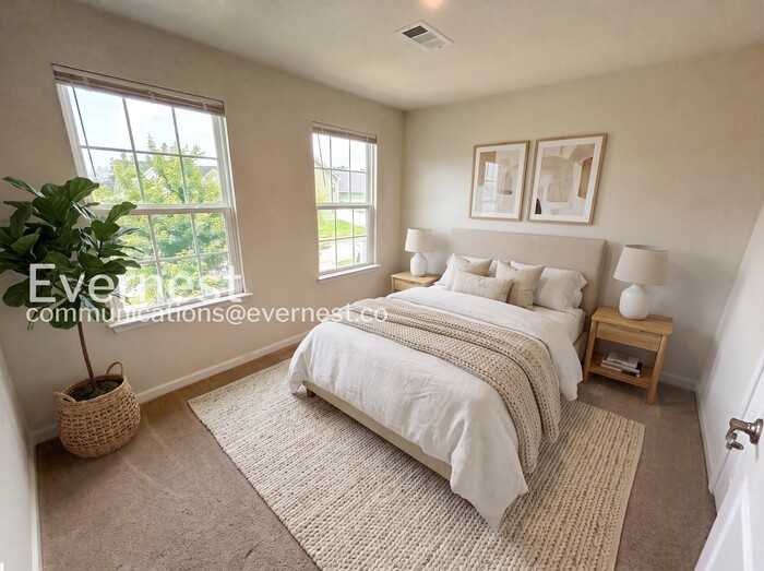 1344 Tree House Dr - Photo 5 of 24
