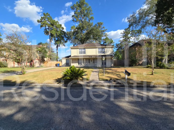 5223 Brownlee Ln - Photo 2 of 34