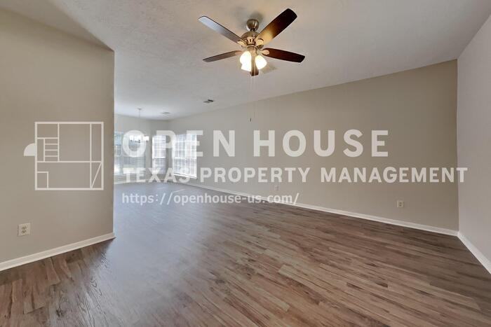 11307 Sunshine Park Dr - Photo 5 of 22