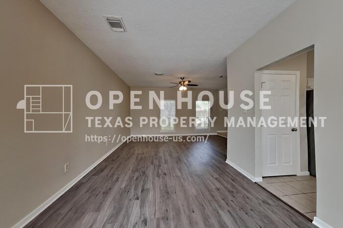 11307 Sunshine Park Dr - Photo 7 of 22
