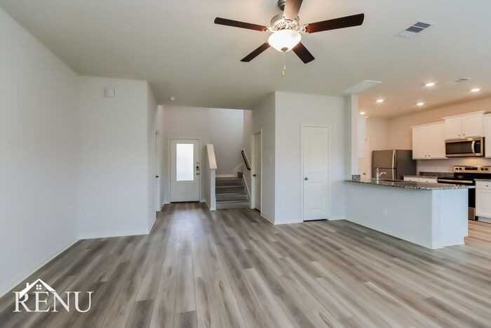 10417 Sweetwater Creek Dr - Photo 6 of 24