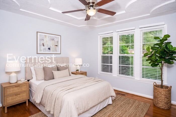 4201 Kenwood Dr Nw - Photo 5 of 21