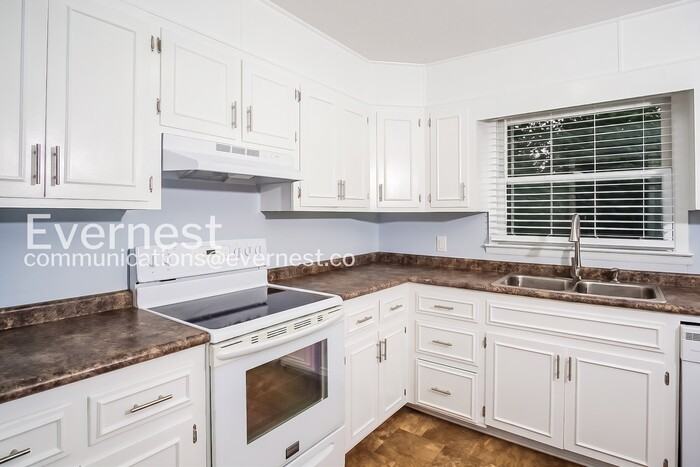 4201 Kenwood Dr Nw - Photo 7 of 21