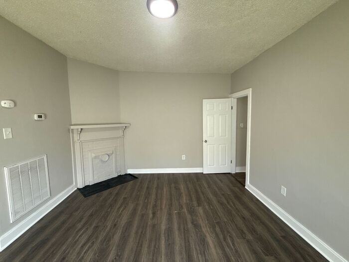 203 Morrison St #A - Photo 2 of 17