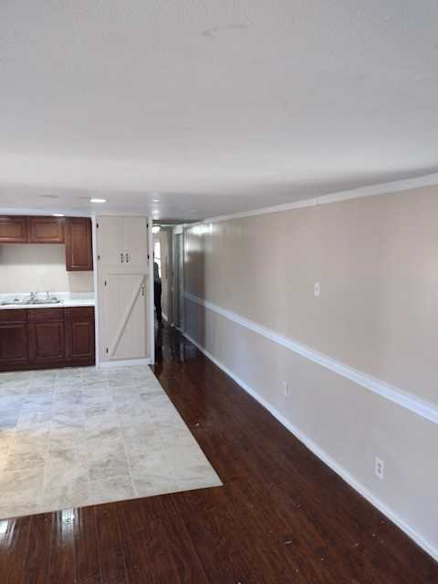 135 Banks Rd - Photo 3 of 7