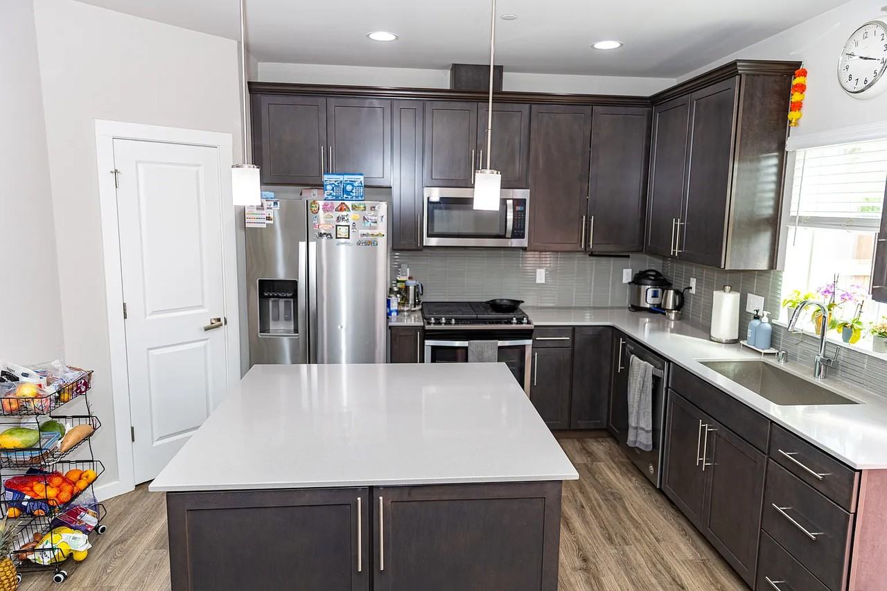 4104 208th Place Southeast #b - Photo 2 of 11