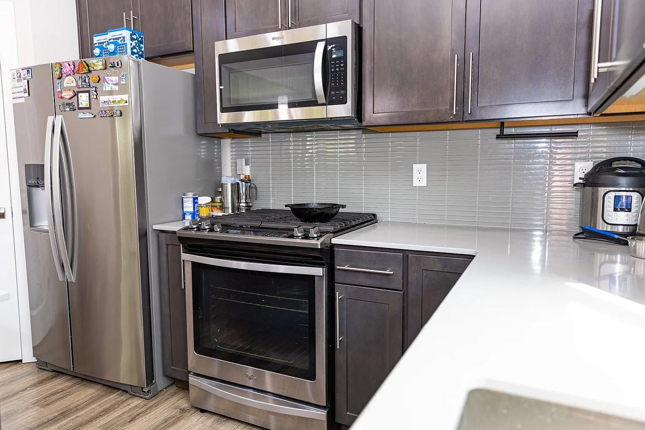 4104 208th Place Southeast #b - Photo 4 of 11