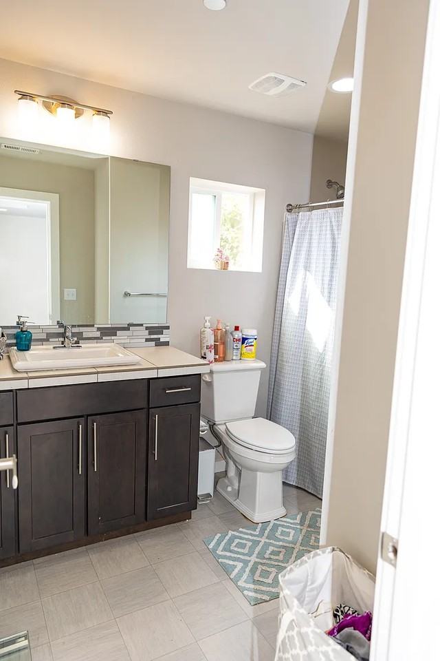 4104 208th Place Southeast #b - Photo 6 of 11