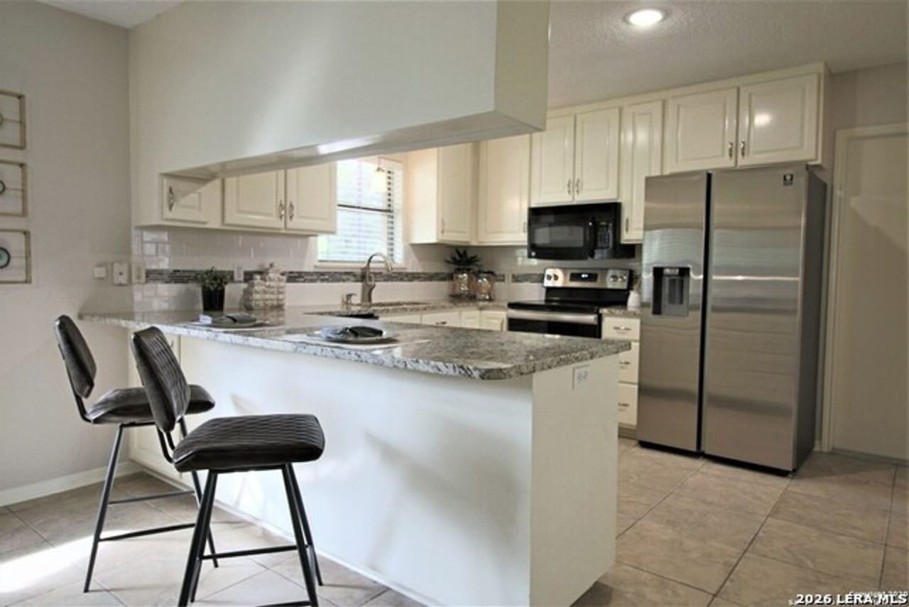 610 Creek Dr - Photo 6 of 12