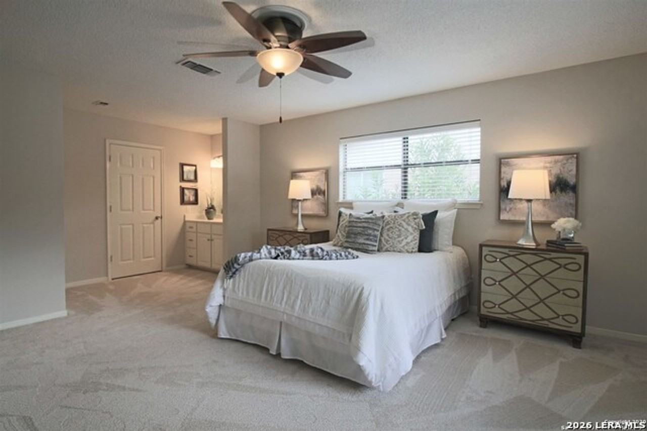 610 Creek Dr - Photo 7 of 12