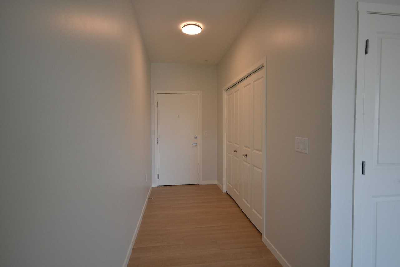 33 - 33 Carringham Gate Northwest - Photo 4 of 26