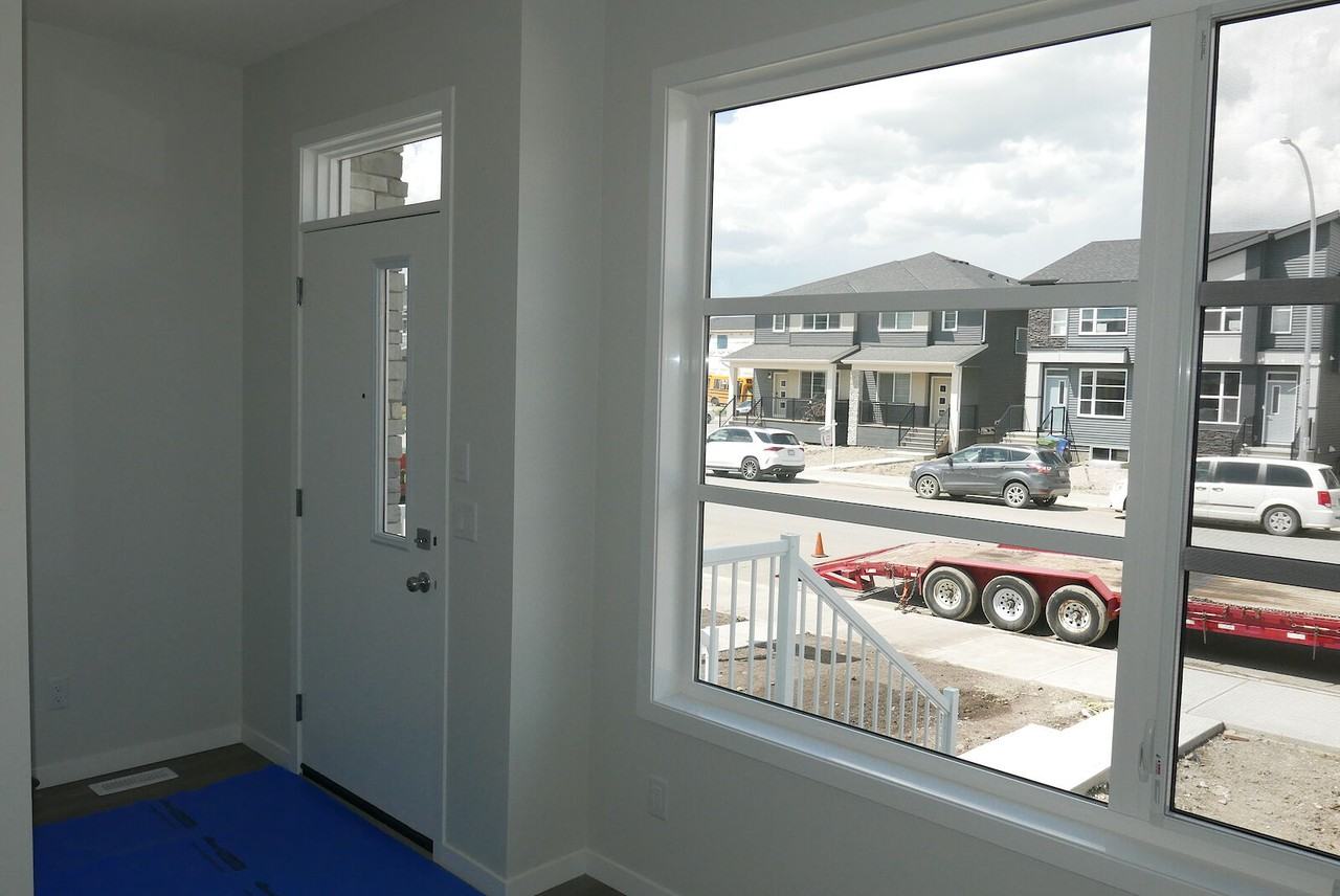 1894 Cornerstone Blvd Ne - Photo 4 of 30