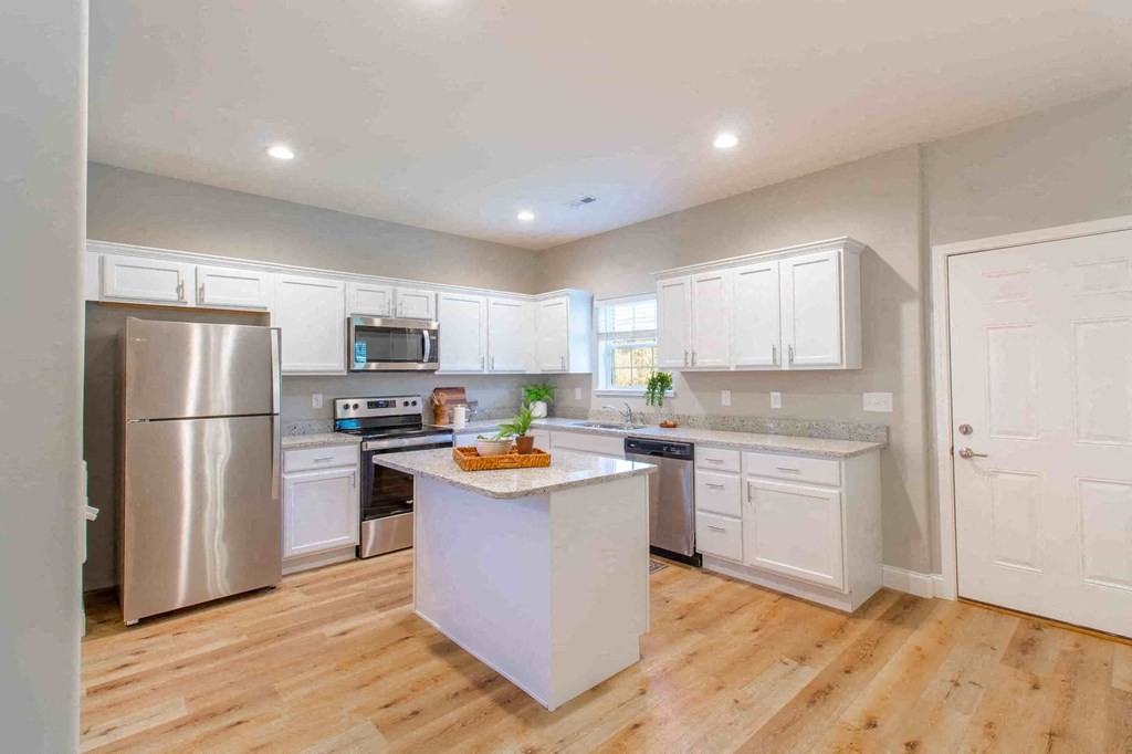 1420 Cora Ln #NA - Photo 4 of 21