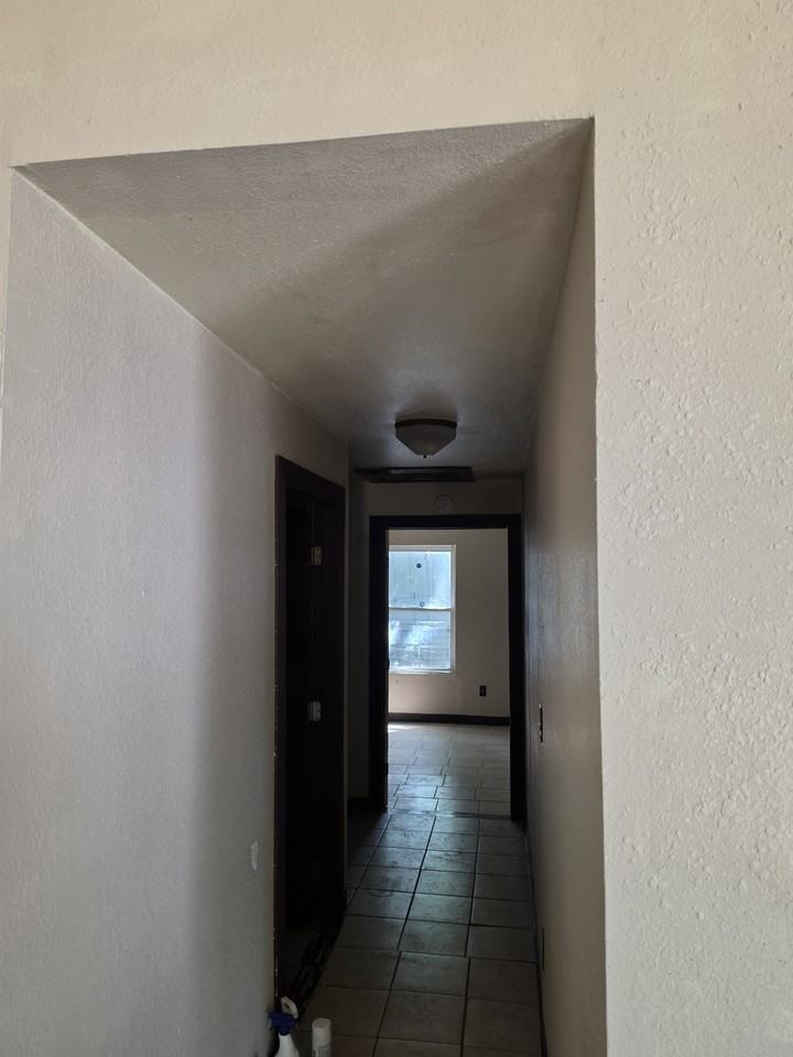 1519 N Atlanta Ct #NA - Photo 5 of 11