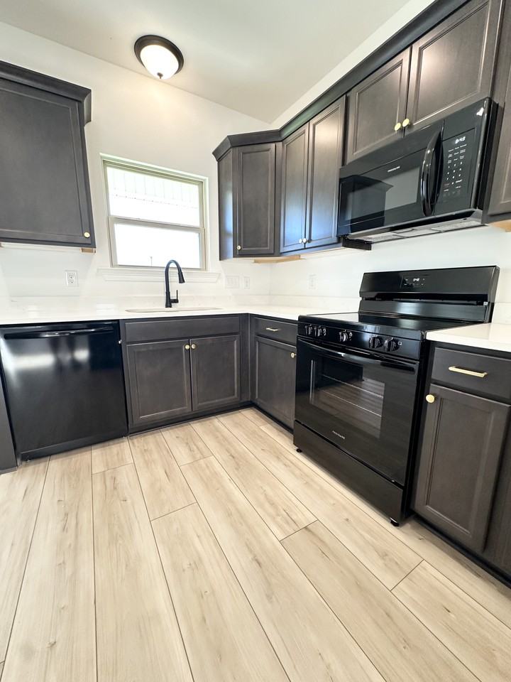 7382 Alley Oak Ln #NA - Photo 2 of 19