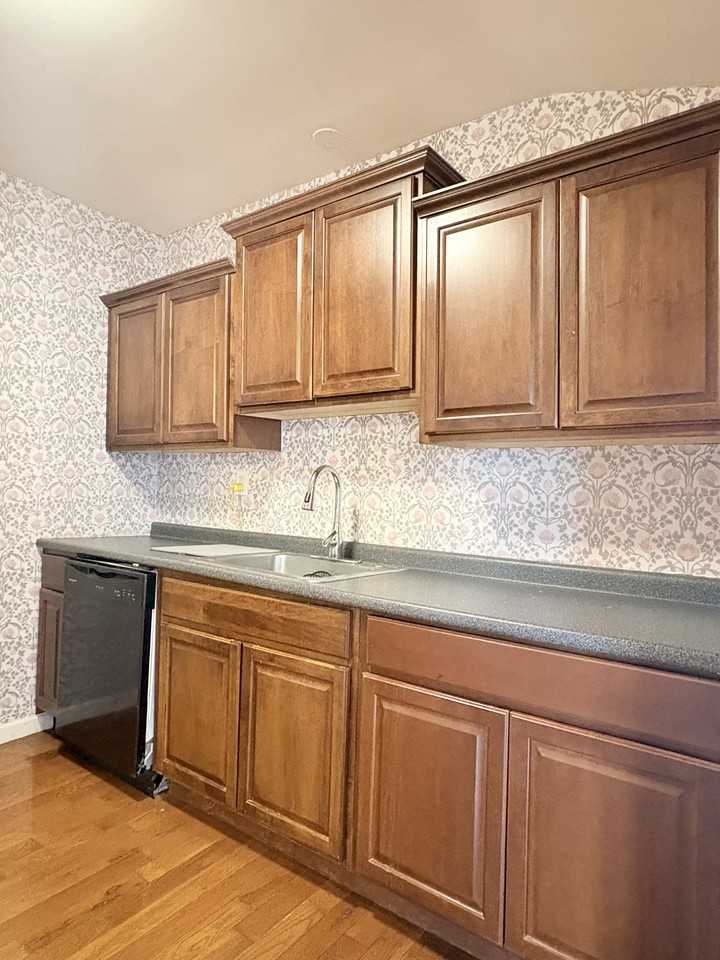 1760 Normal St #B - Photo 7 of 16