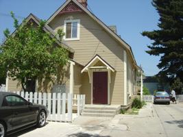 featured image of 321 N 8th St #A