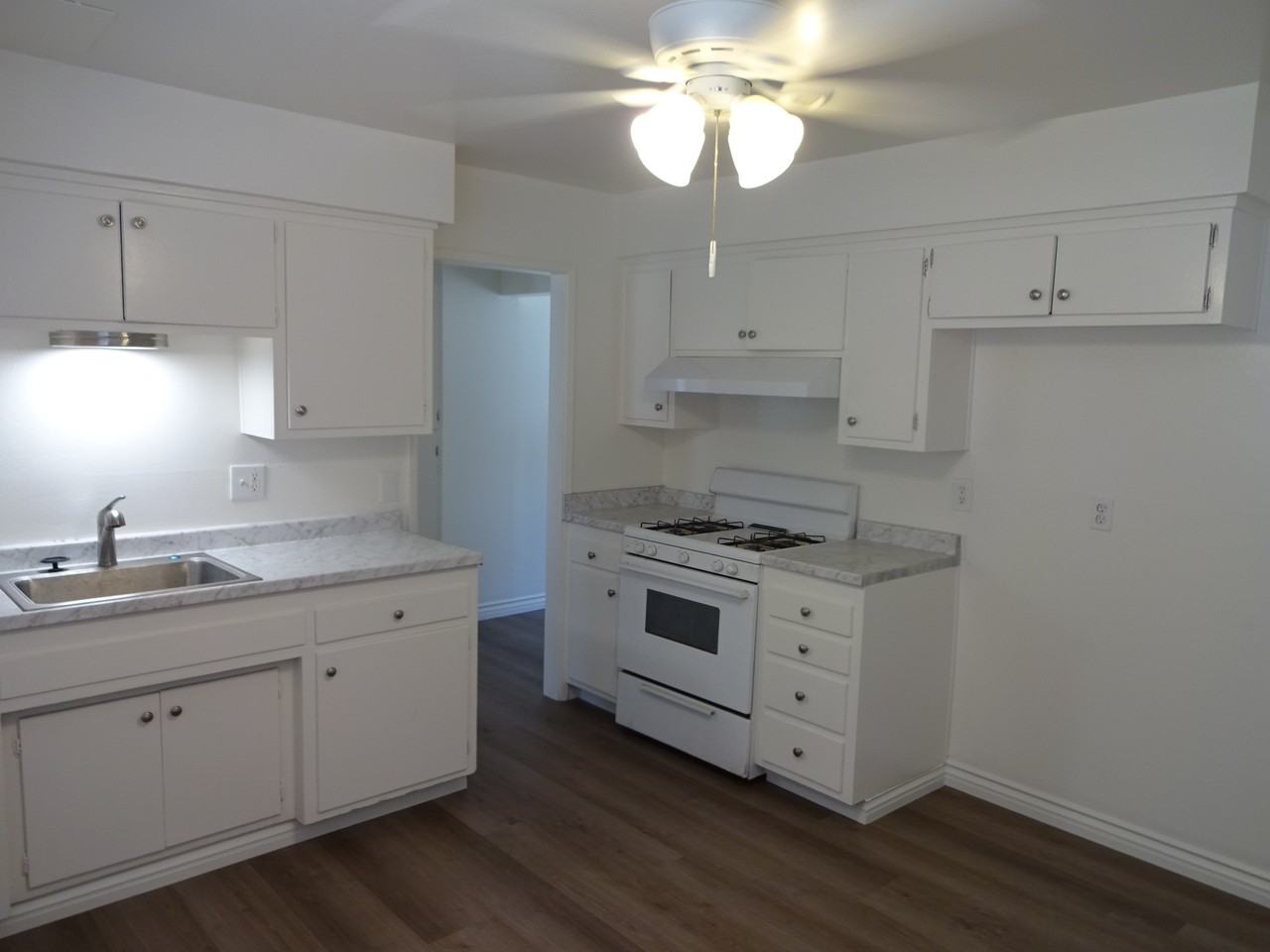 328 S Steckel Dr #B - Photo 4 of 15