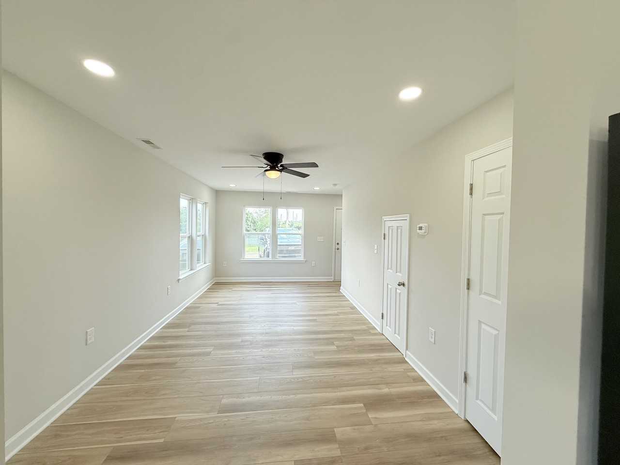 308 Osborne Pl #B - Photo 7 of 17
