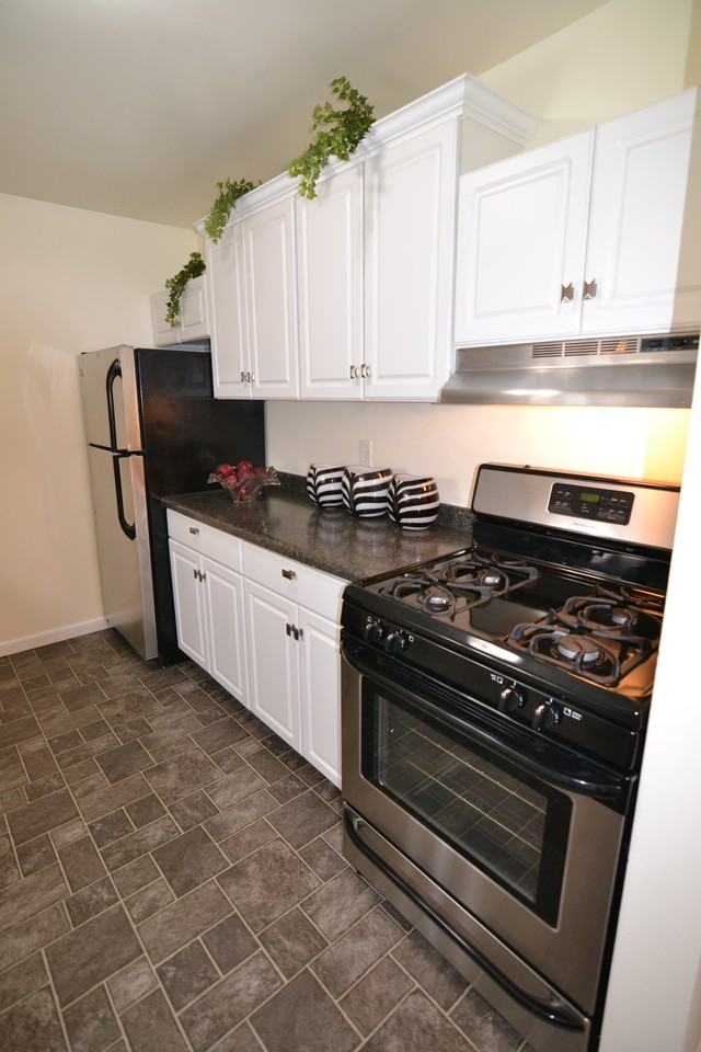 3363 S 100th St #1 - Photo 3 of 15