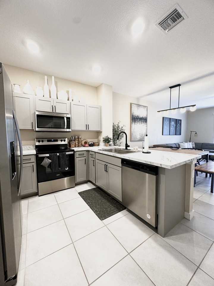 69 Bandol St #69 - Photo 6 of 19