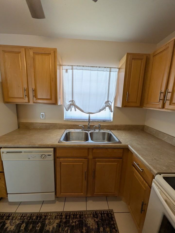 4507 Yorkshire Ave #NA - Photo 5 of 29