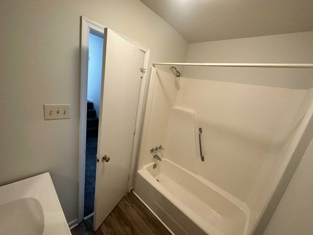 15210 Broadwater Ct #15210 - Photo 4 of 11