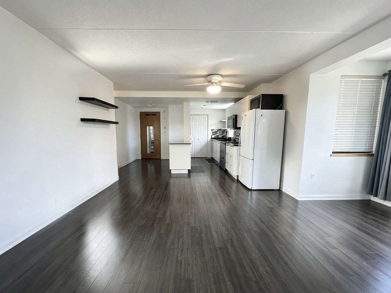 100 Ledgewood Dr #412 - Photo 6 of 18