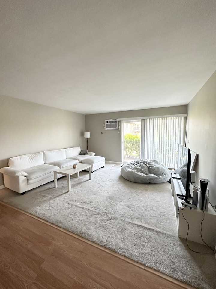 9S180 Lake Dr - Photo 3 of 7
