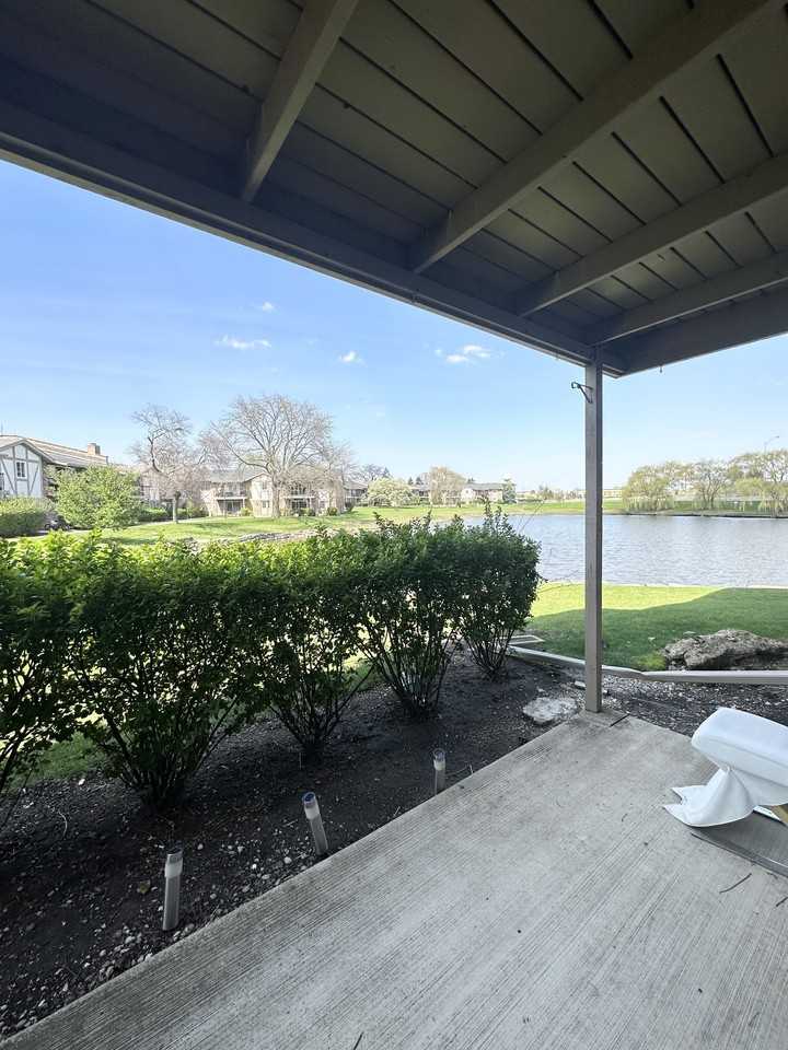 9S180 Lake Dr - Photo 4 of 7