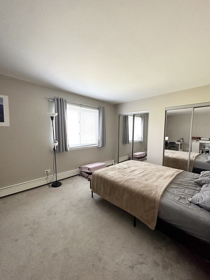 9S180 Lake Dr - Photo 7 of 7