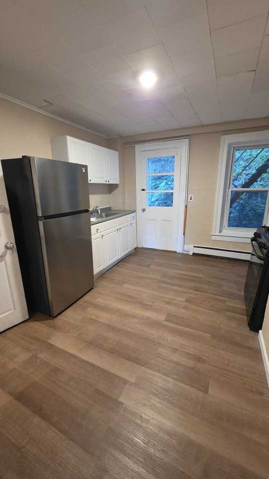 79 W Main St #1