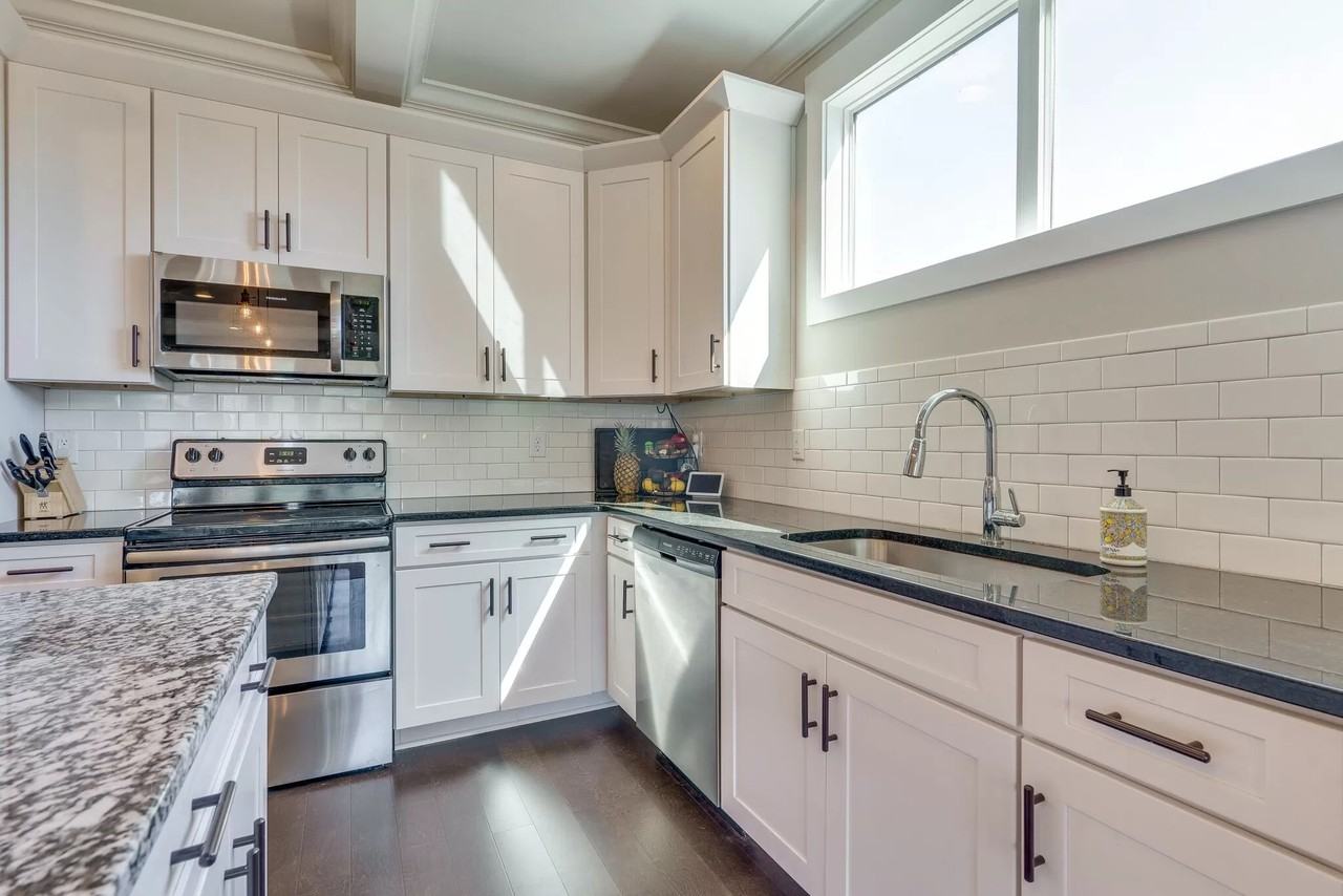 672B Annex Ave #NA - Photo 6 of 27