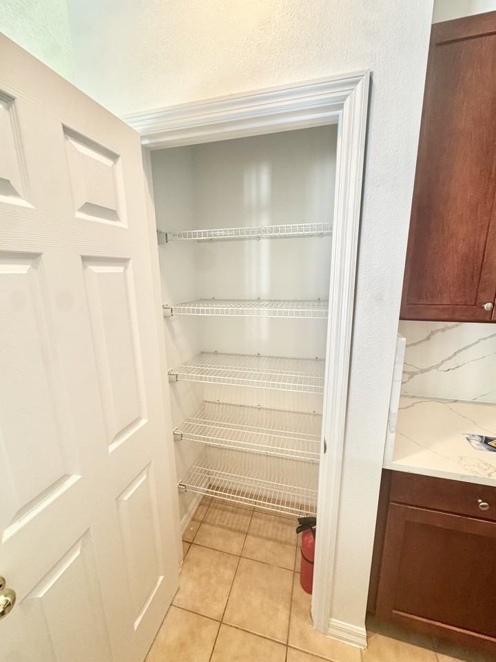 2513 Sugarsand Ct #NA - Photo 7 of 35