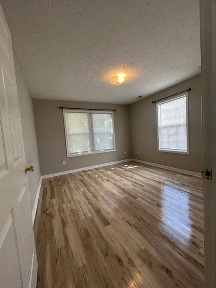 845 Nutwood St - Photo 7 of 8