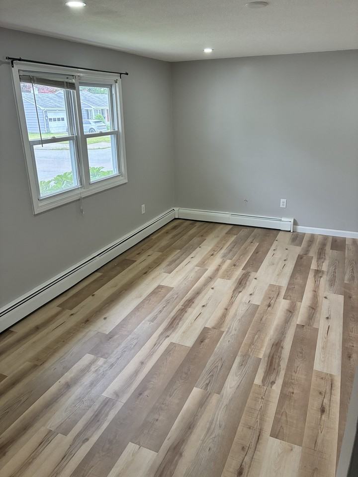 124 Stetson St #124LEFT - Photo 5 of 18