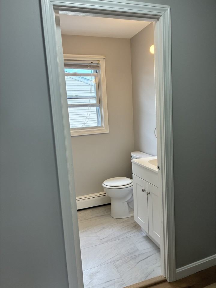 124 Stetson St #124LEFT - Photo 6 of 18