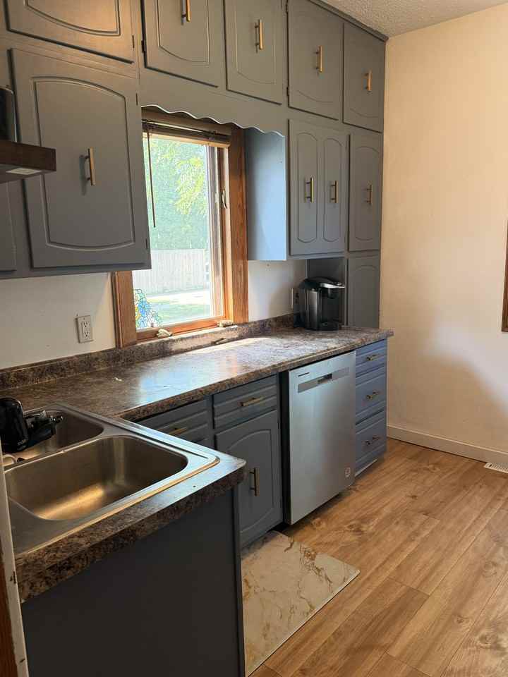 729 17th Ave S #NA - Photo 2 of 14