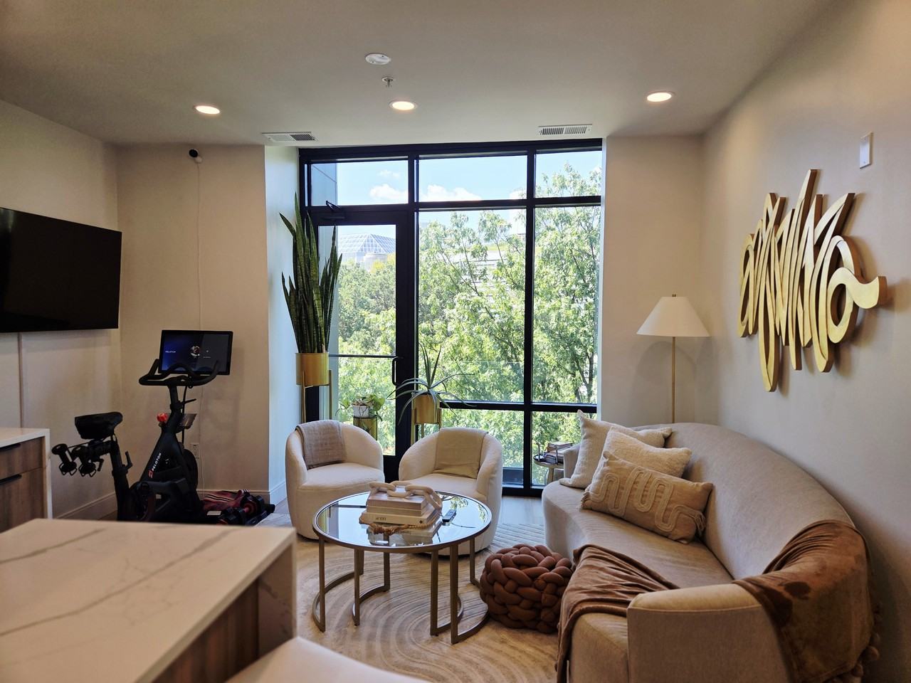 4111 Connecticut Ave Nw #402 - Photo 4 of 13