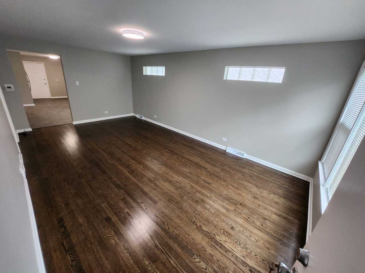 12132 S Michigan Ave - Photo 2 of 18
