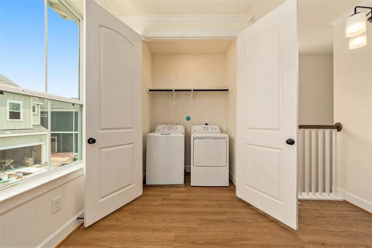 11420 Waterford Spring Trl - Photo 5 of 6