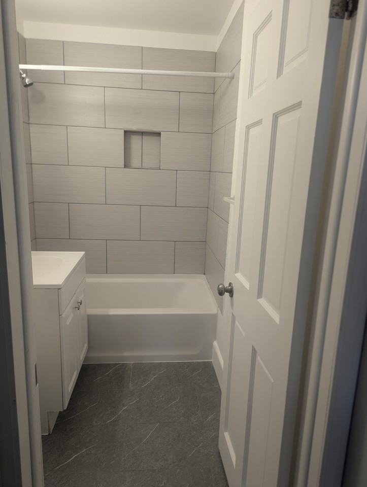24 Banks St #3 - Photo 4 of 20