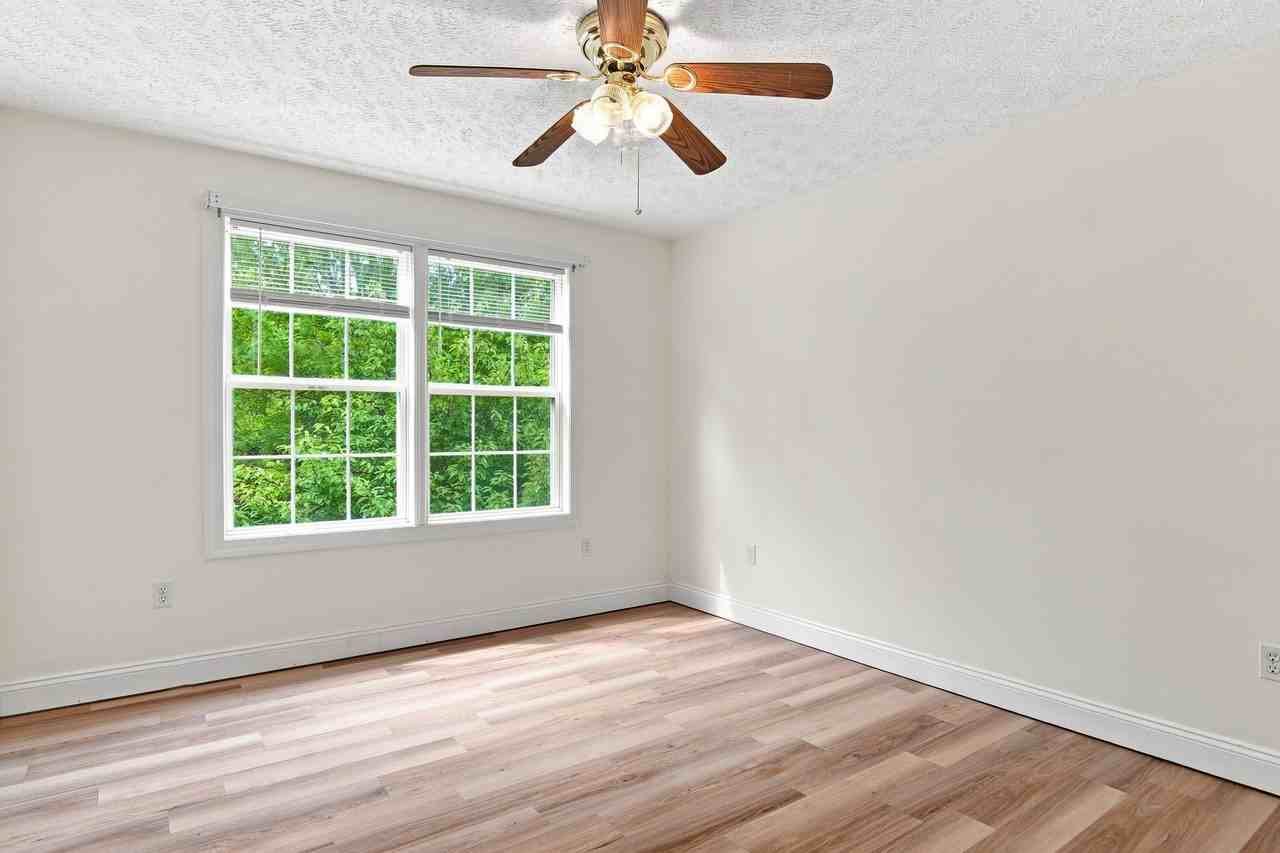 315 Tall Oak Blvd #NA - Photo 6 of 7