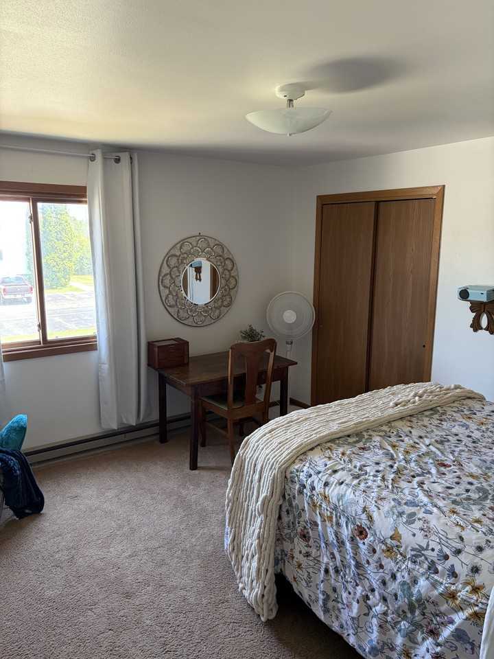 180 N Freeman Dr #5 - Photo 7 of 21