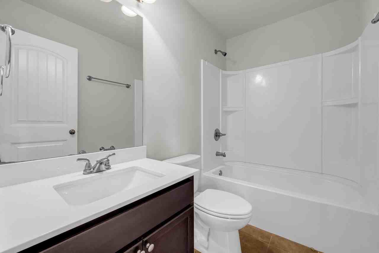 4051 Links Blvd - Photo 7 of 50