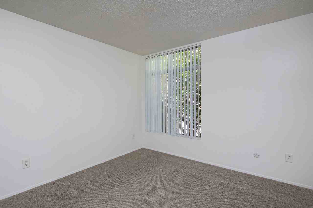 Casa Parks Apartments - Photo 7 of 17
