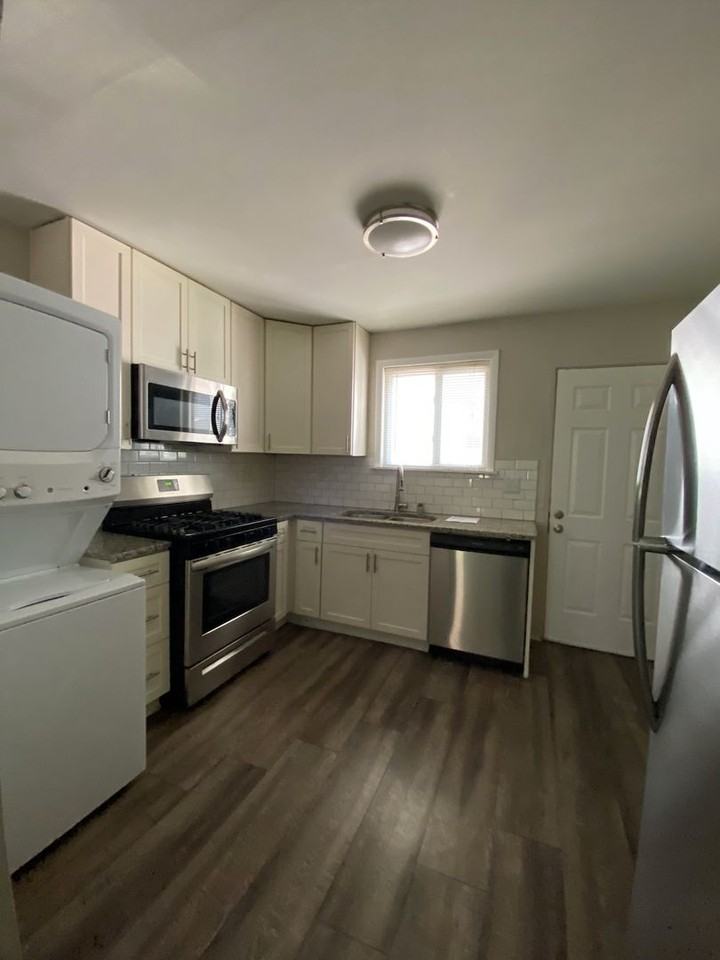 Oak Pointe Apartments - Photo 6 of 9