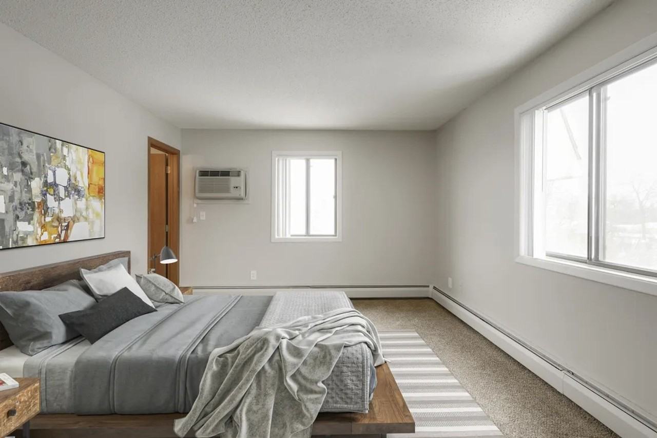 Medicine Lake Apartments - Photo 3 of 50