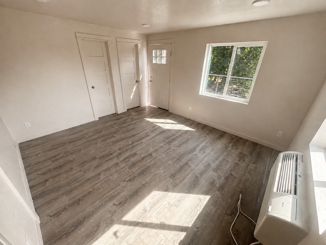 413 S Asbury St. - Photo 7 of 13